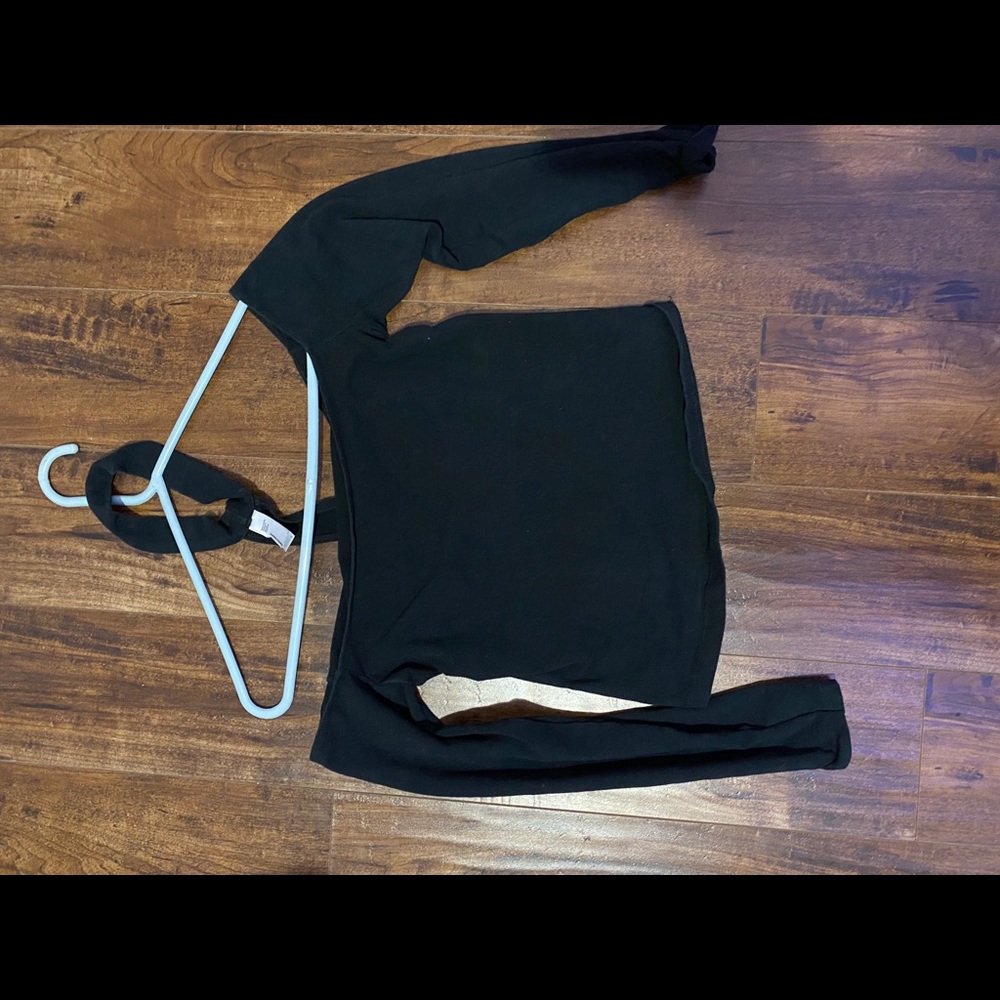 long sleeve american apparel top w/ choker